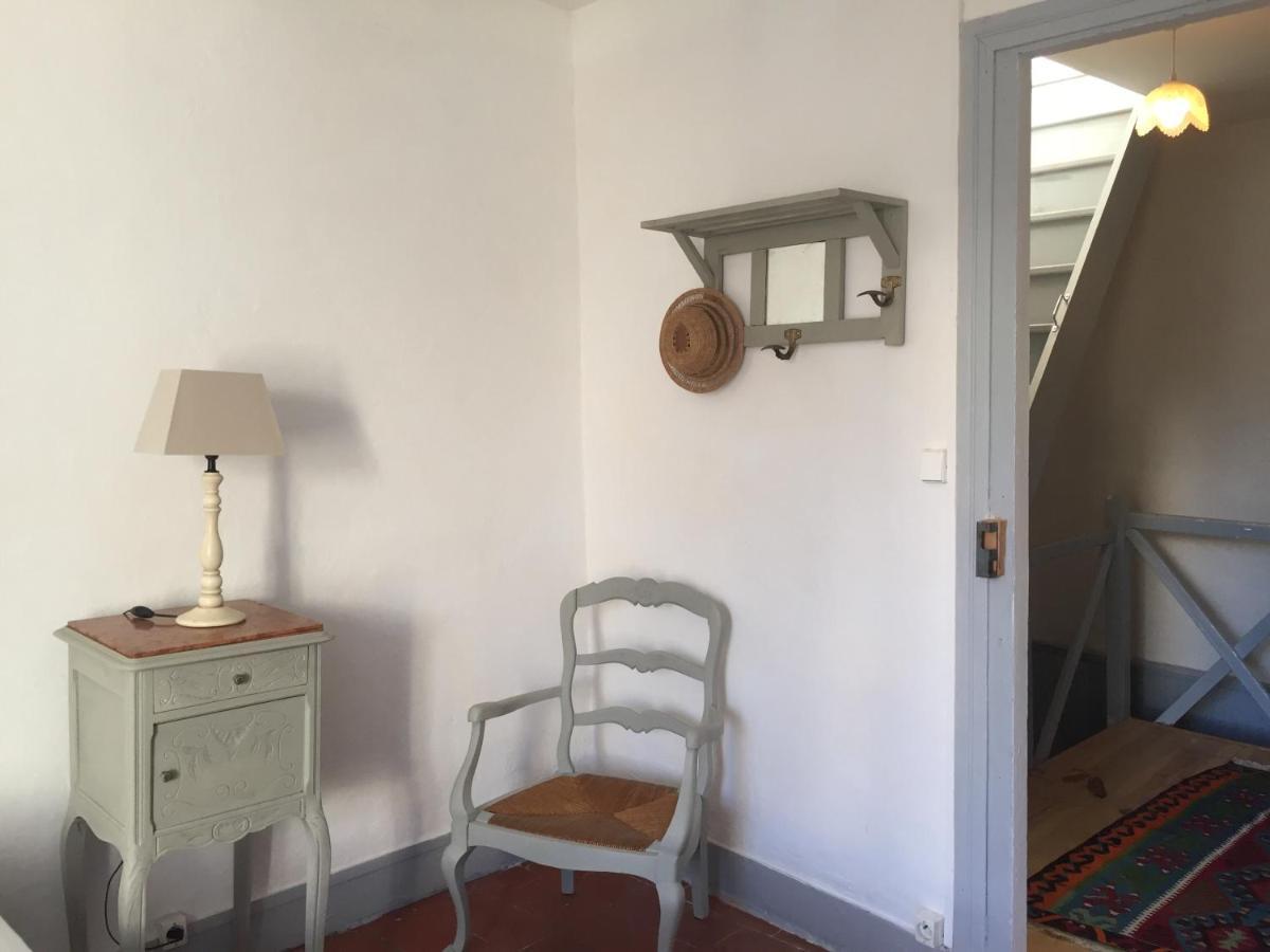 Le Petit Relais Du Canal Trèbes Esterno foto